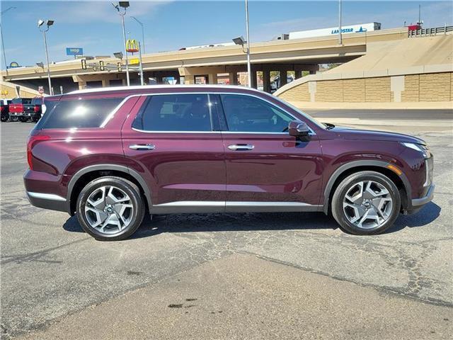 used 2024 Hyundai Palisade car, priced at $42,999