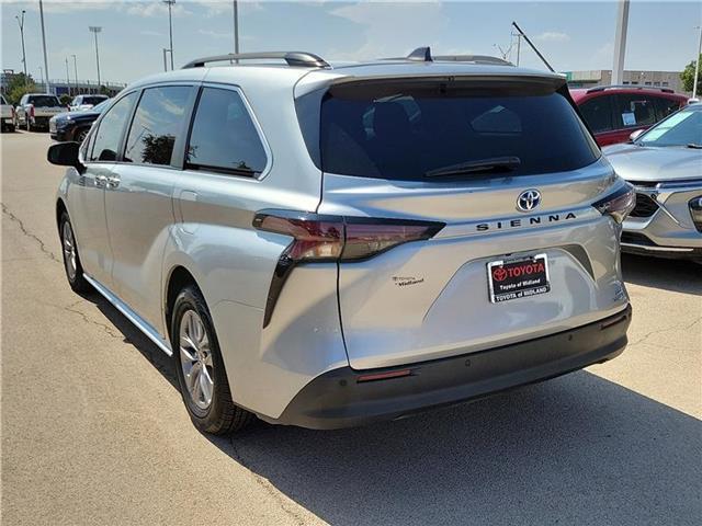 used 2023 Toyota Sienna car, priced at $39,998