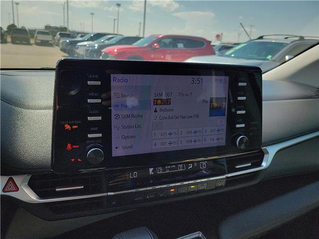 used 2023 Toyota Sienna car, priced at $39,998