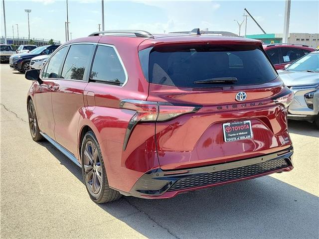 used 2021 Toyota Sienna car, priced at $39,998