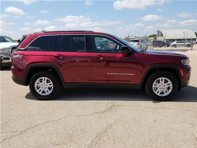 used 2025 Jeep Grand Cherokee car, priced at $35,995