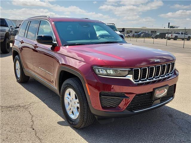 used 2025 Jeep Grand Cherokee car, priced at $35,995