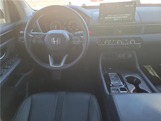 used 2023 Honda Pilot car, priced at $41,999