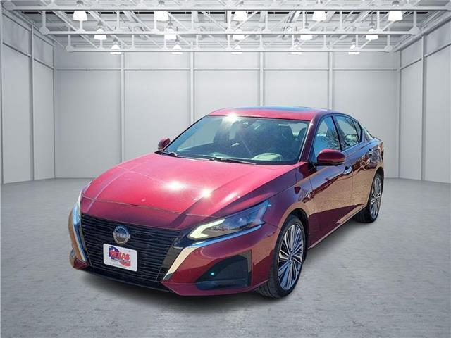 used 2023 Nissan Altima car, priced at $28,995