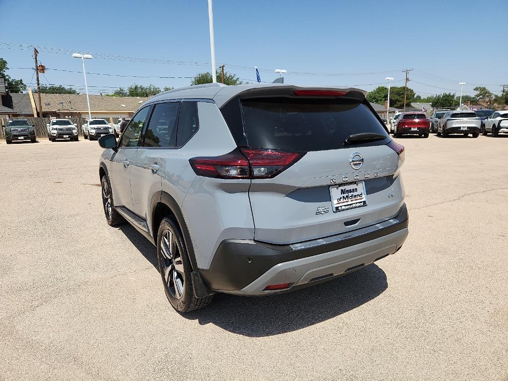 used 2021 Nissan Rogue car, priced at $26,098