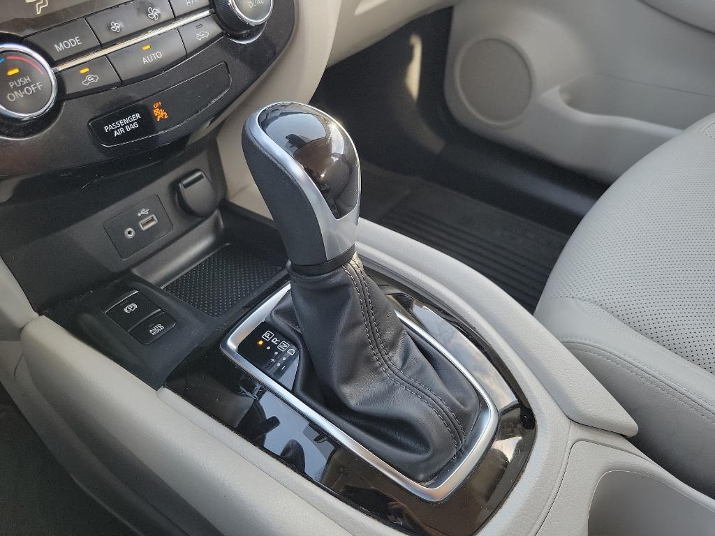 used 2022 Nissan Rogue Sport car, priced at $24,999