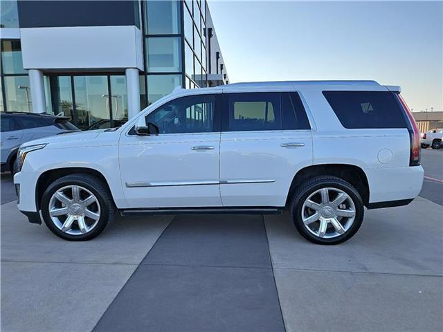 used 2020 Cadillac Escalade car, priced at $51,995