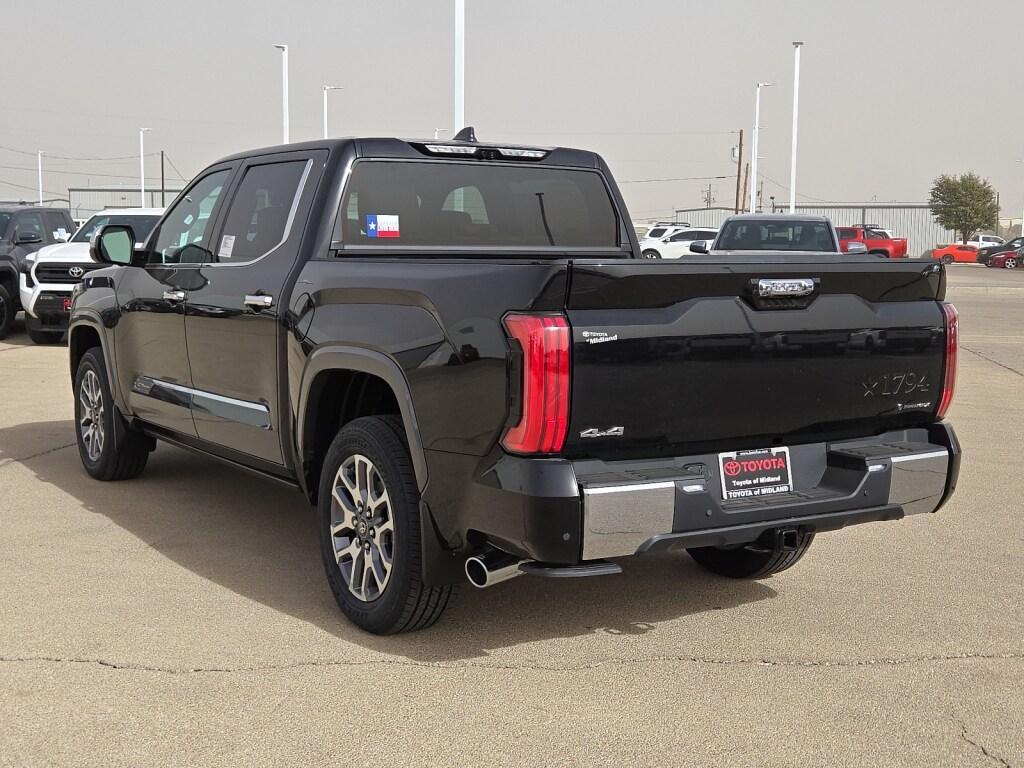 new 2025 Toyota Tundra Hybrid car