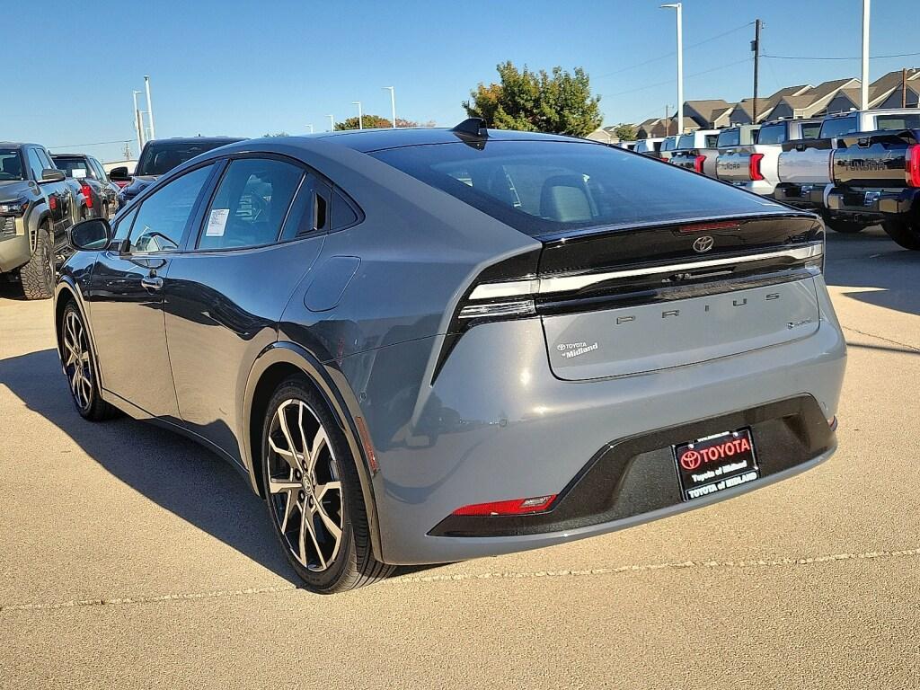 new 2026 Toyota Prius Plug-In Hybrid car, priced at $44,404