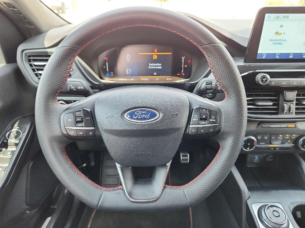 used 2023 Ford Escape car, priced at $24,999