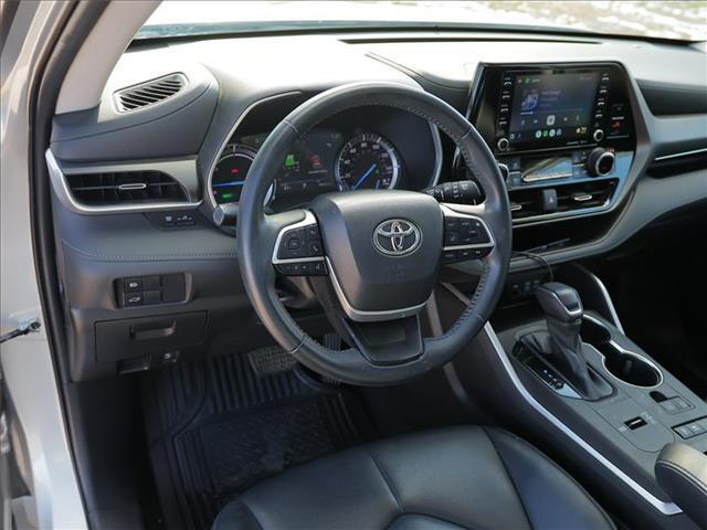 used 2022 Toyota Highlander Hybrid car, priced at $36,827