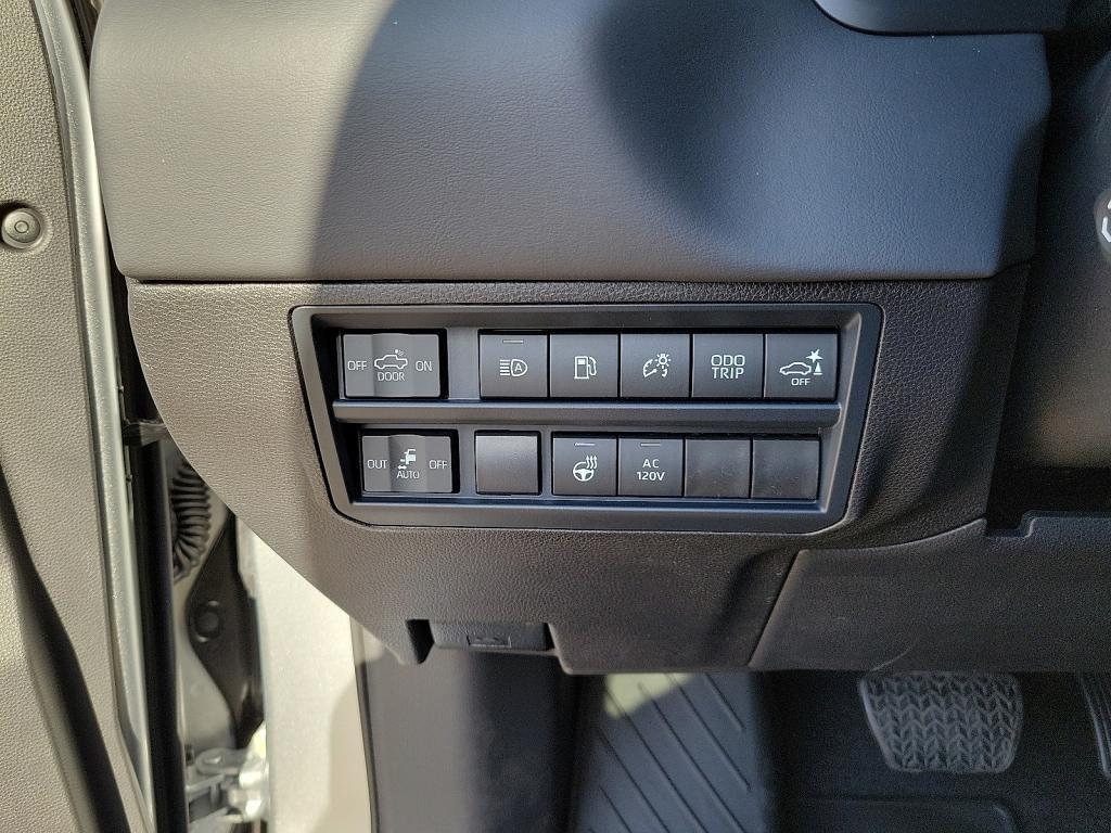 new 2025 Toyota Tundra Hybrid car, priced at $76,737
