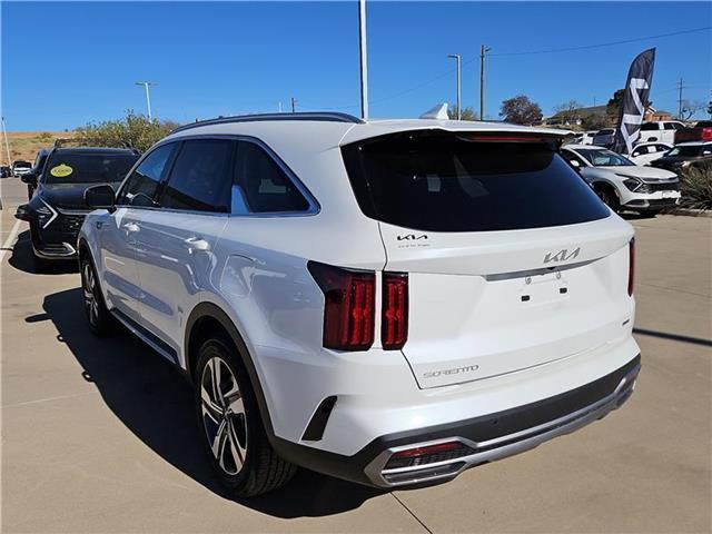 used 2023 Kia Sorento Plug-In Hybrid car, priced at $39,434