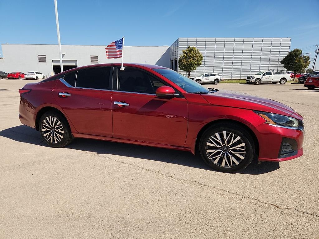 used 2023 Nissan Altima car, priced at $25,499