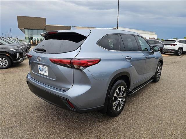 used 2021 Toyota Highlander car, priced at $27,795
