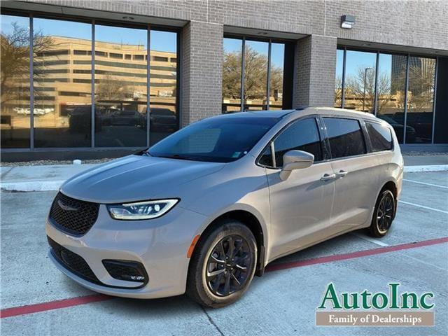 used 2021 Chrysler Pacifica car, priced at $23,850