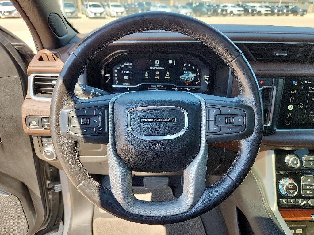used 2022 GMC Yukon XL car, priced at $46,998