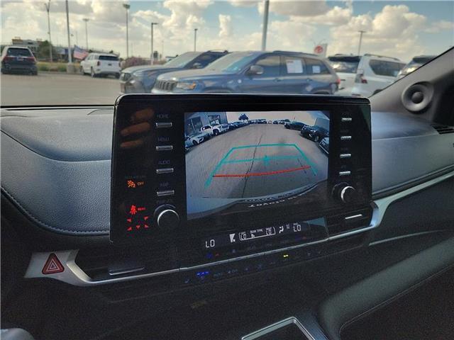 used 2023 Toyota Sienna car, priced at $49,998