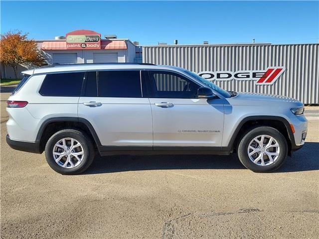 used 2022 Jeep Grand Cherokee L car, priced at $37,995