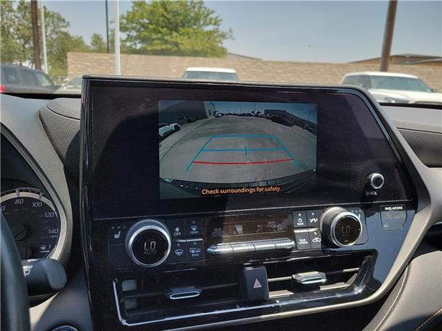 used 2023 Toyota Highlander Hybrid car, priced at $38,295