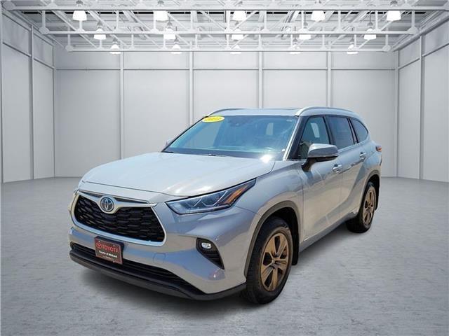 used 2023 Toyota Highlander Hybrid car, priced at $38,295