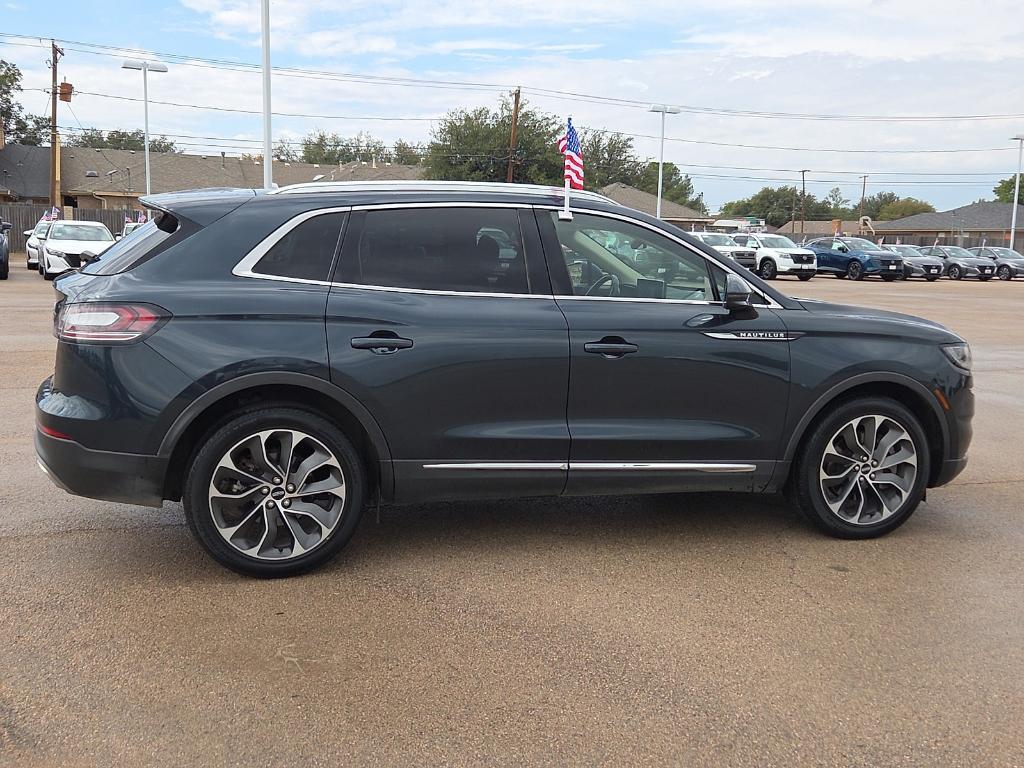 used 2022 Lincoln Nautilus car, priced at $33,397