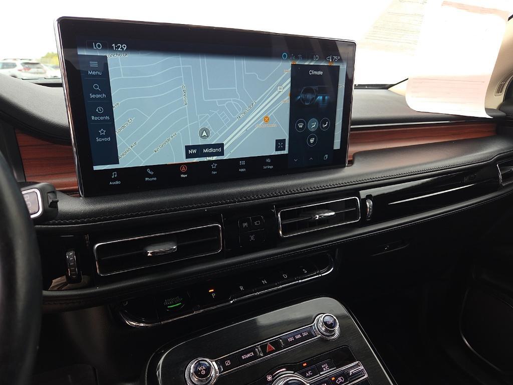 used 2022 Lincoln Nautilus car, priced at $33,397