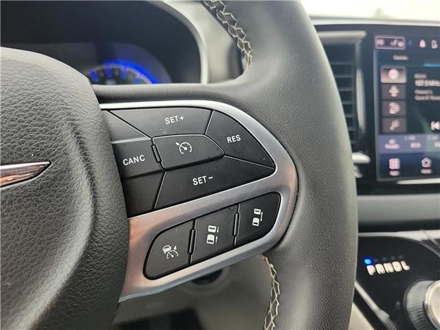 used 2023 Chrysler Pacifica car, priced at $27,995