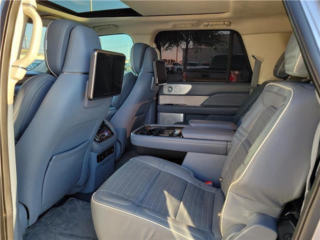 used 2021 Lincoln Navigator L car, priced at $61,998