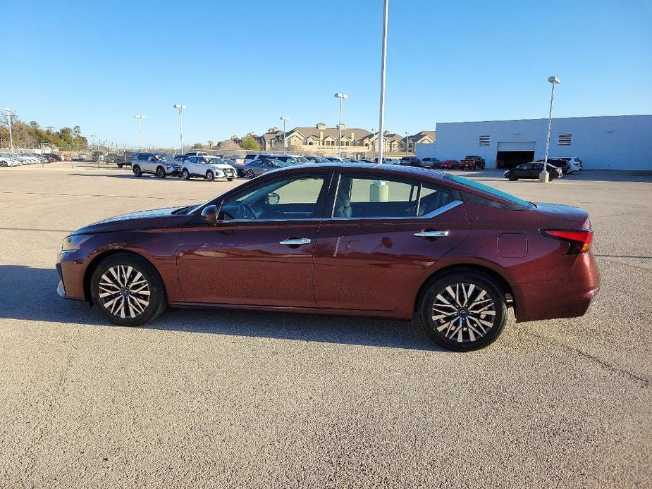 used 2023 Nissan Altima car