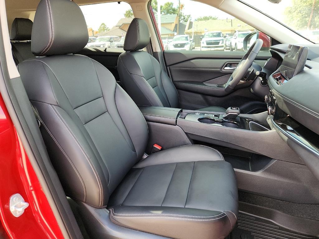 used 2024 Nissan Rogue car, priced at $31,998