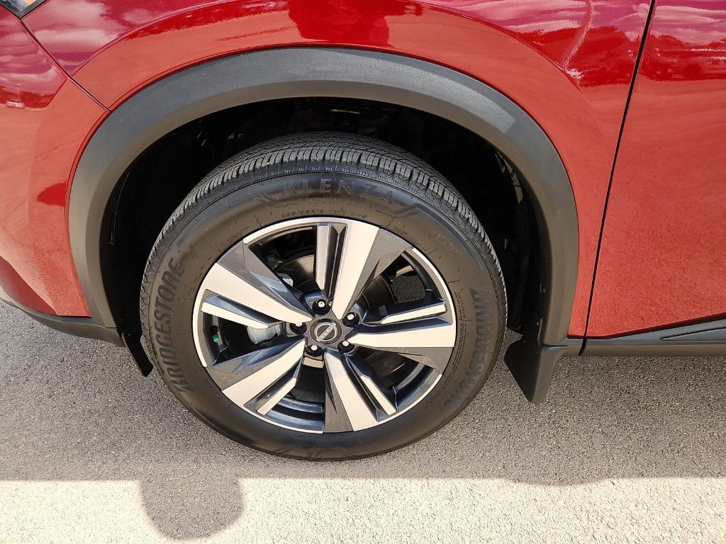 used 2024 Nissan Rogue car, priced at $31,998