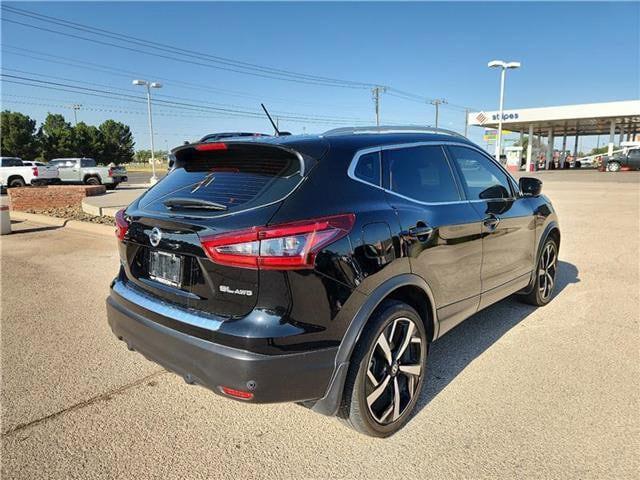 used 2022 Nissan Rogue Sport car