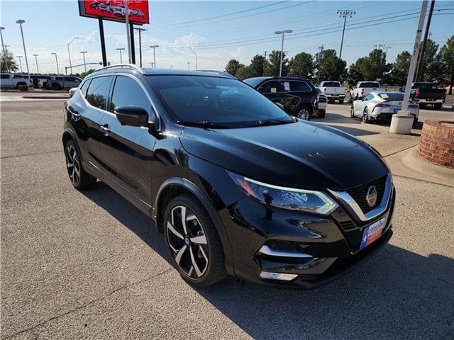 used 2022 Nissan Rogue Sport car