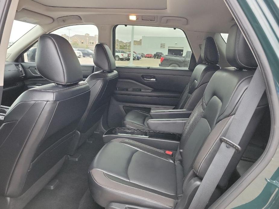 used 2022 Nissan Pathfinder car