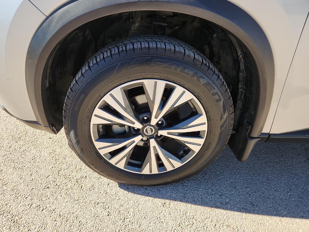 used 2021 Nissan Rogue car, priced at $19,999