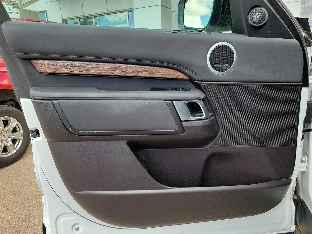 used 2017 Land Rover Discovery car, priced at $20,995