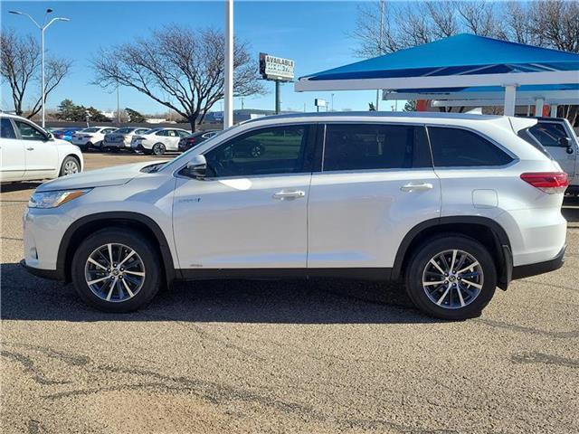 used 2019 Toyota Highlander Hybrid car, priced at $34,995