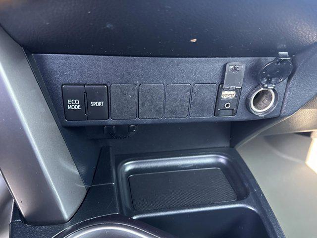 used 2018 Toyota RAV4 car