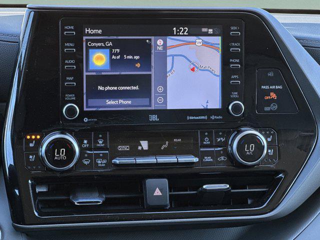 used 2022 Toyota Highlander car, priced at $32,914