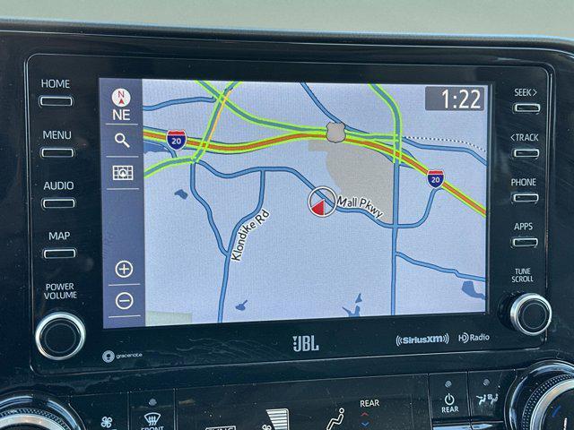 used 2022 Toyota Highlander car, priced at $32,914