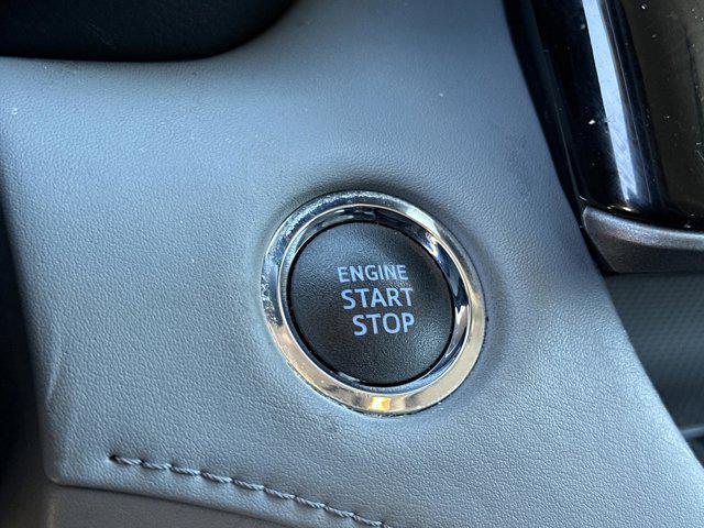 used 2022 Toyota Highlander car, priced at $32,914