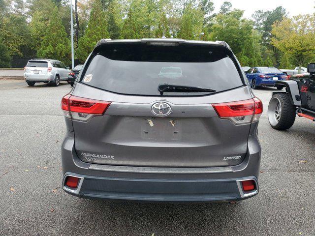 used 2019 Toyota Highlander car, priced at $26,250