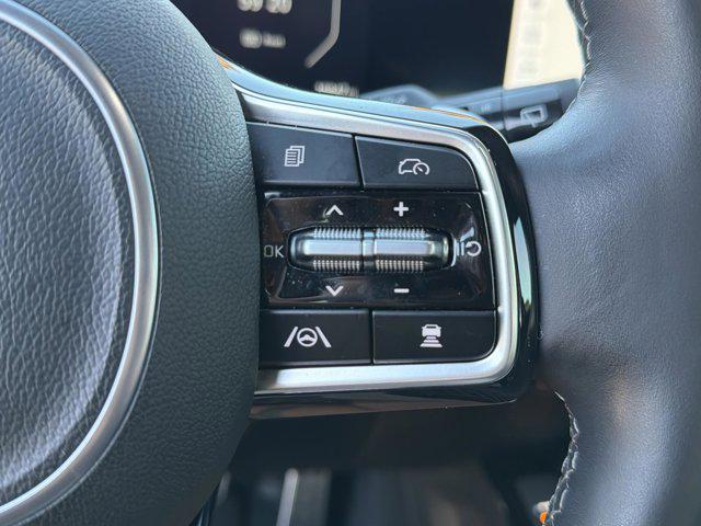 used 2025 Kia Sorento car, priced at $38,500