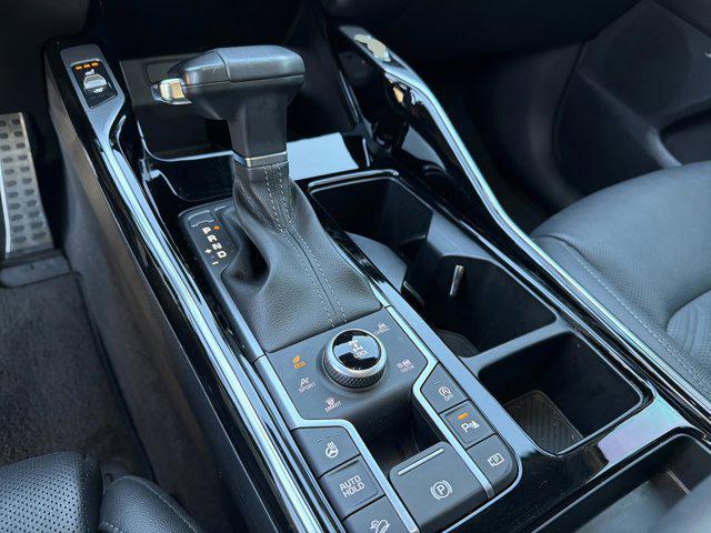 used 2025 Kia Sorento car, priced at $38,500