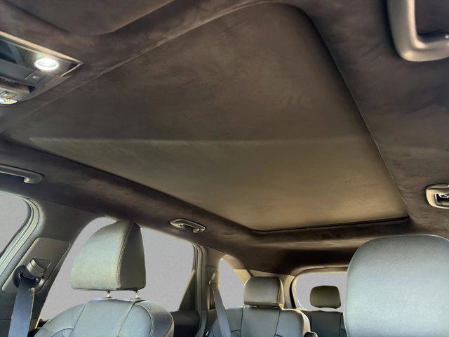 used 2025 Kia Sorento car, priced at $38,500