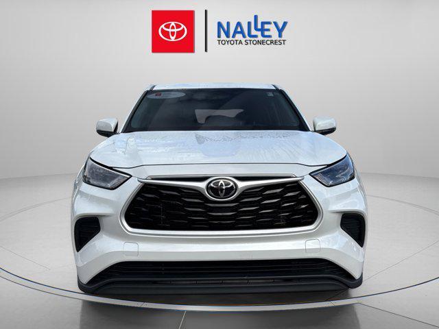 used 2023 Toyota Highlander car, priced at $32,350