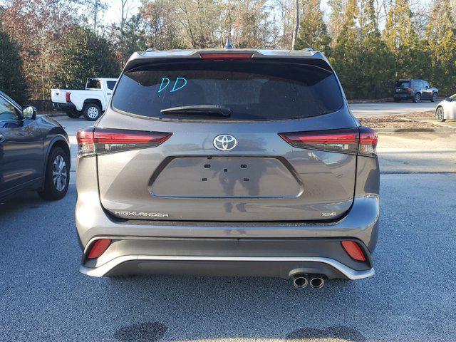 used 2024 Toyota Highlander car, priced at $44,250