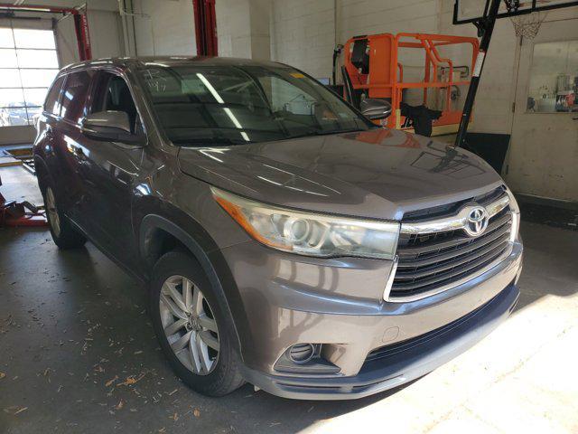 used 2015 Toyota Highlander car, priced at $13,850