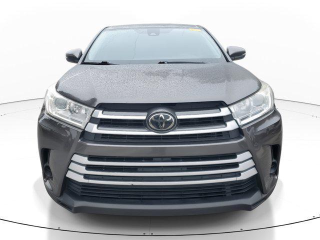 used 2019 Toyota Highlander car, priced at $22,200